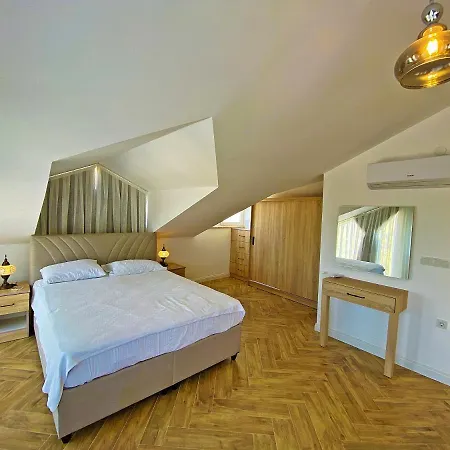 Zehra فيلة فتحية