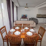 Villa Zehra Vıllas *