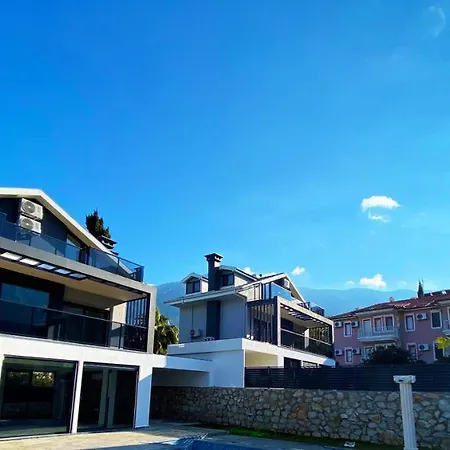 Zehra Φετιγιέ